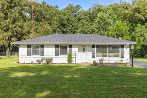 Tiny photo for 1915 Roberts Street, Wilmington, IL 60481 (MLS # 12691232)