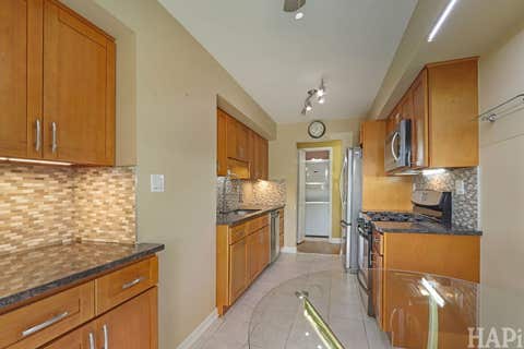Tiny photo for 70 OLD OAK Drive #124, Buffalo Grove, IL 60089 (MLS # 12649851)