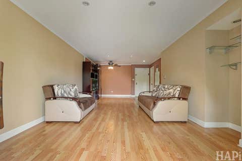 Tiny photo for 70 OLD OAK Drive #124, Buffalo Grove, IL 60089 (MLS # 12649851)