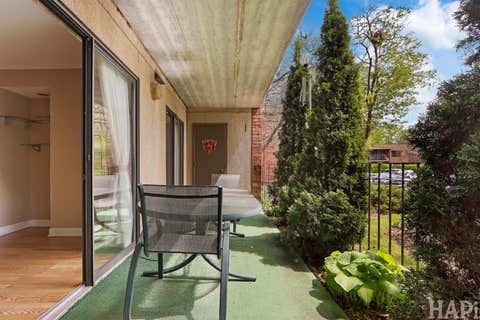 Tiny photo for 70 OLD OAK Drive #124, Buffalo Grove, IL 60089 (MLS # 12649851)