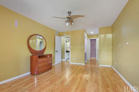Tiny photo for 70 OLD OAK Drive #124, Buffalo Grove, IL 60089 (MLS # 12649851)