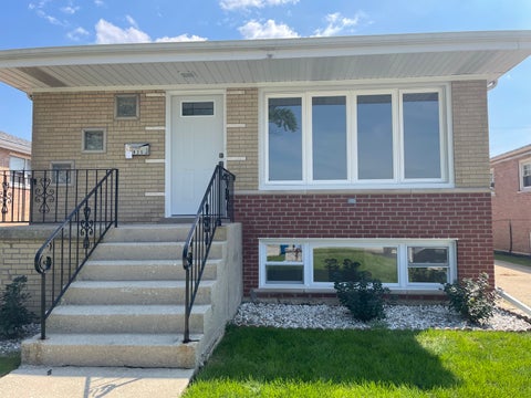 Photo of 7925 Natchez Avenue, Burbank, IL 60459 (MLS # 12747079)