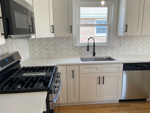 Tiny photo for 7925 Natchez Avenue, Burbank, IL 60459 (MLS # 12747079)