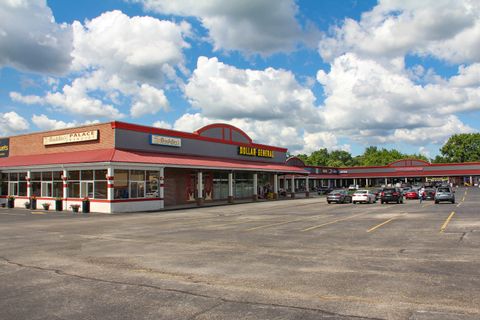 8821 W 87th Street Hickory Hills IL 60457