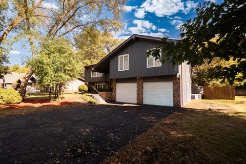 Photo of 1245 WINAKI Trail, Algonquin, IL 60102 (MLS # 12515155)