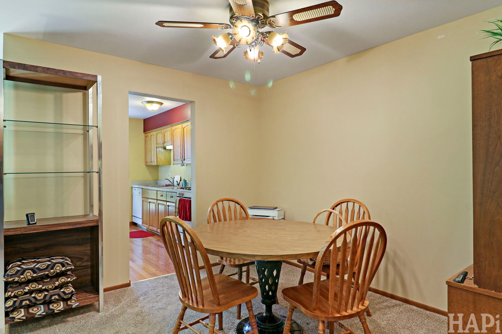 320 N Thornwood Drive 320