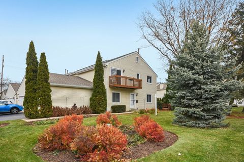 Tiny photo for Naperville, IL 60563 (MLS # 12516594)