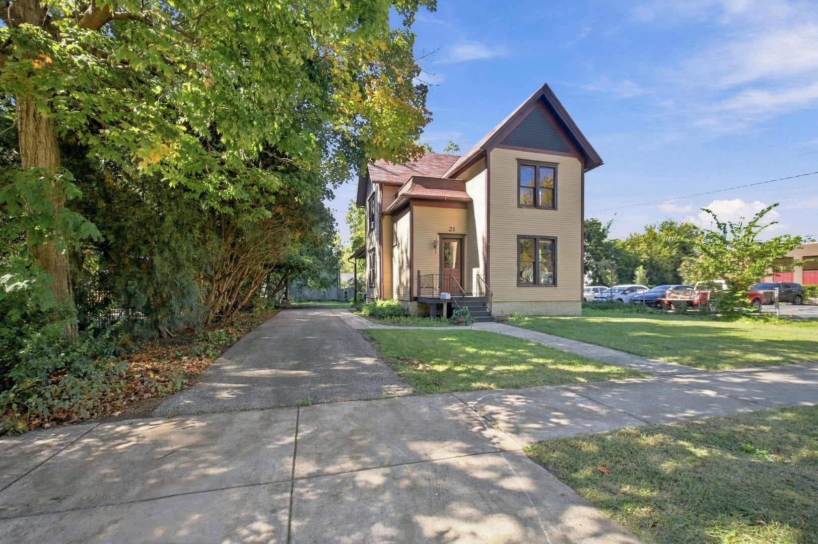 21 S May Street