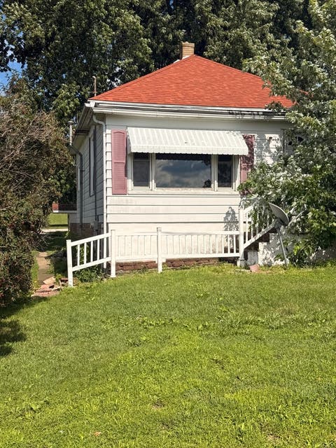 Photo of 307 S Saint Paul Street, Mark, IL 61340 (MLS # 12683949)