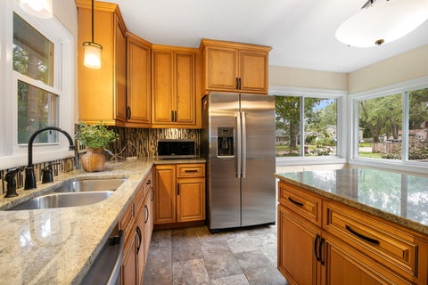 Tiny photo for 1433 Fulton Avenue, Winthrop Harbor, IL 60096 (MLS # 12722931)