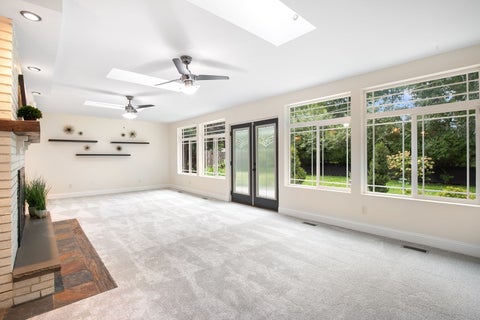 Tiny photo for 1433 Fulton Avenue, Winthrop Harbor, IL 60096 (MLS # 12722931)