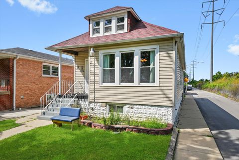 Tiny photo for 3604 W 65th Place, Chicago, IL 60629 (MLS # 12567369)