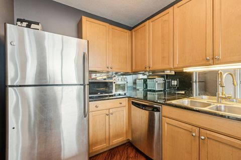 Tiny photo for 400 N La Salle Drive #2208, Chicago, IL 60654 (MLS # 12621405)