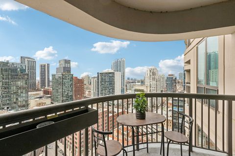 Tiny photo for 400 N La Salle Drive #2208, Chicago, IL 60654 (MLS # 12621405)