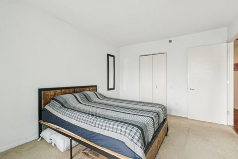 Tiny photo for 400 N La Salle Drive #2208, Chicago, IL 60654 (MLS # 12621405)