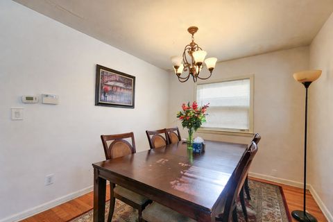 Tiny photo for 6327 N Kedzie Avenue, Chicago, IL 60659 (MLS # 12539902)