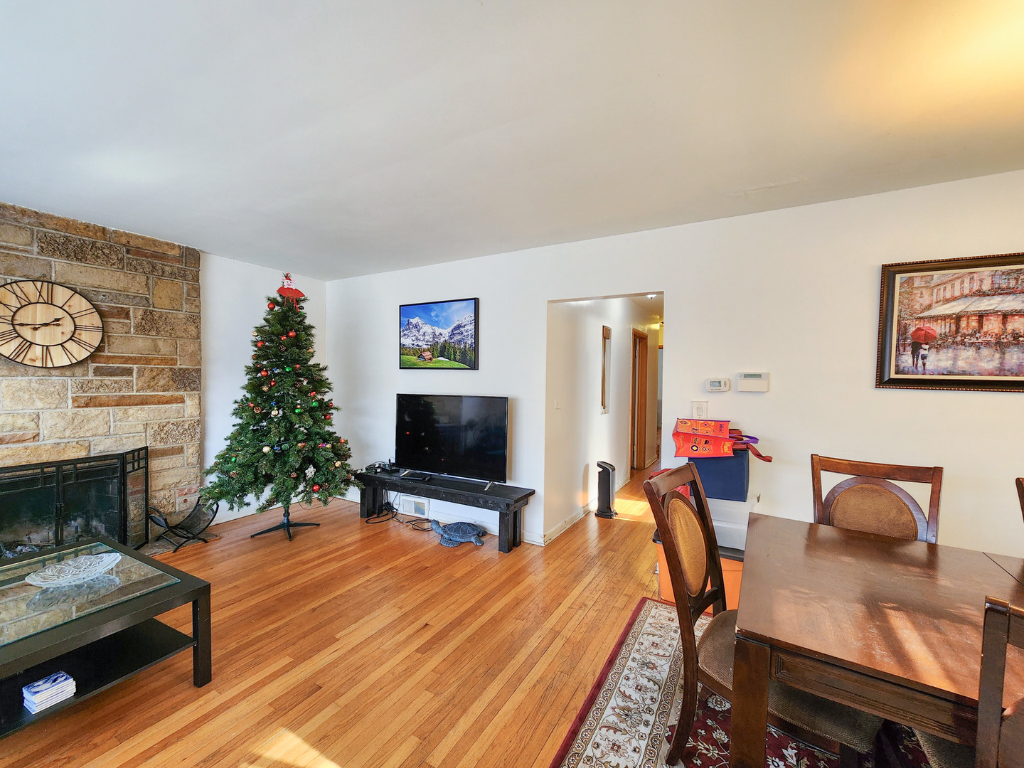 6327 N Kedzie Avenue