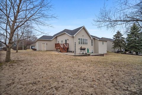 Tiny photo for 10 Timbers Court, Bloomington, IL 61701 (MLS # 12548259)