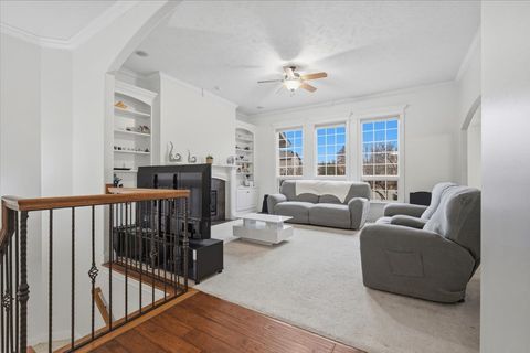 Tiny photo for 10 Timbers Court, Bloomington, IL 61701 (MLS # 12548259)