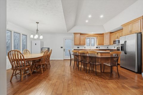 Tiny photo for 10 Timbers Court, Bloomington, IL 61701 (MLS # 12548259)