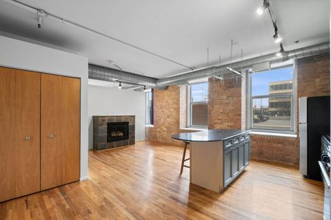 Tiny photo for 420 S Clinton Street #101, Chicago, IL 60607 (MLS # 12584552)