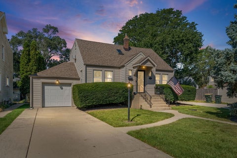 Photo of 9138 belleforte Avenue, Morton Grove, IL 60053 (MLS # 12754538)