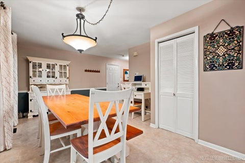 Tiny photo for 452 N Glengarry Drive, Geneva, IL 60134 (MLS # 12681040)