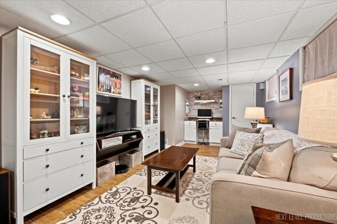 Tiny photo for 452 N Glengarry Drive, Geneva, IL 60134 (MLS # 12681040)