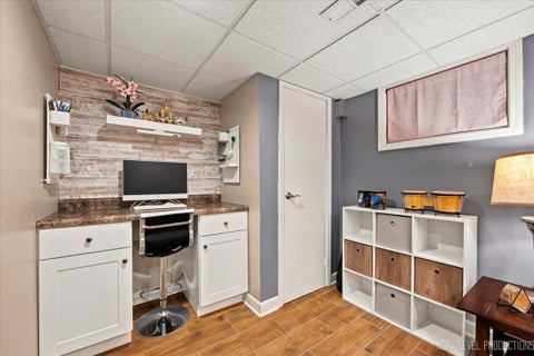 Tiny photo for 452 N Glengarry Drive, Geneva, IL 60134 (MLS # 12681040)