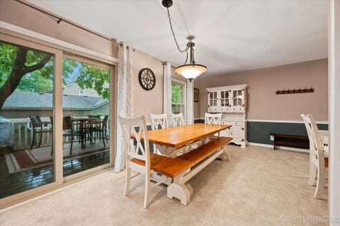 Tiny photo for 452 N Glengarry Drive, Geneva, IL 60134 (MLS # 12681040)
