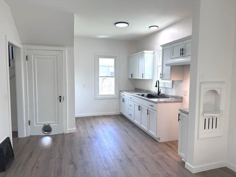 Tiny photo for 1005 3rd Street, Clinton, IA 52732 (MLS # 12743436)