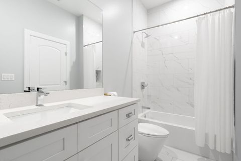 Tiny photo for 1705 S Jefferson Street #1N, Chicago, IL 60616 (MLS # 12541717)