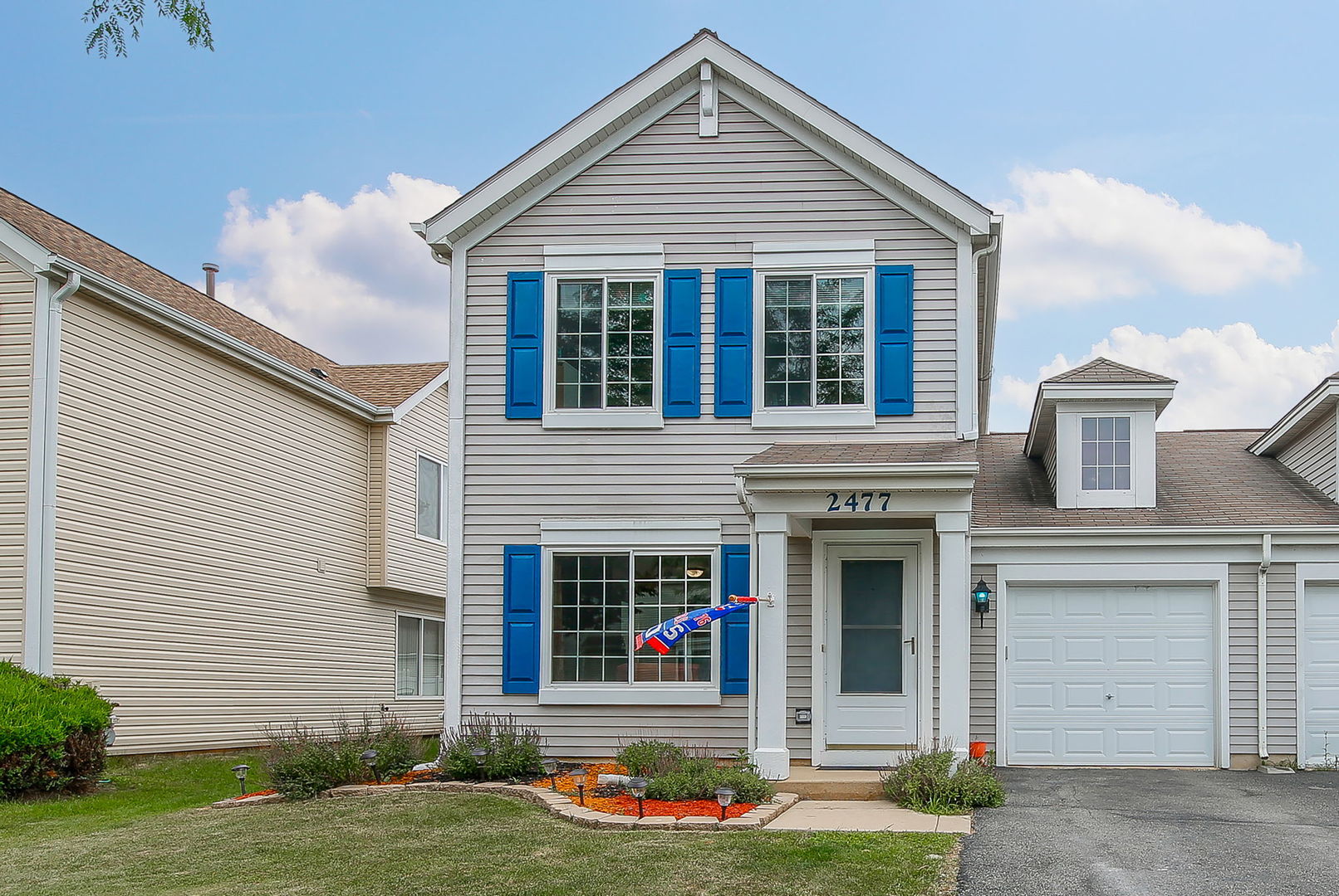 View Montgomery, IL 60538 townhome