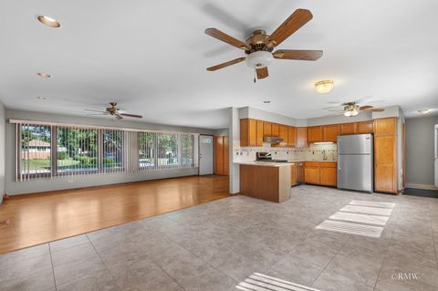 Tiny photo for 365 Washington Boulevard, Hoffman Estates, IL 60169 (MLS # 12542351)