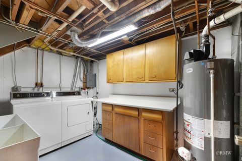 Tiny photo for 365 Washington Boulevard, Hoffman Estates, IL 60169 (MLS # 12542351)