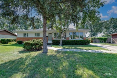 Tiny photo for 365 Washington Boulevard, Hoffman Estates, IL 60169 (MLS # 12542351)