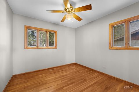 Tiny photo for 365 Washington Boulevard, Hoffman Estates, IL 60169 (MLS # 12542351)