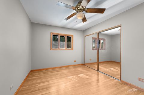 Tiny photo for 365 Washington Boulevard, Hoffman Estates, IL 60169 (MLS # 12542351)