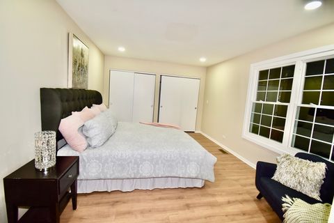 Tiny photo for 651 White Court, Gurnee, IL 60031 (MLS # 12598449)