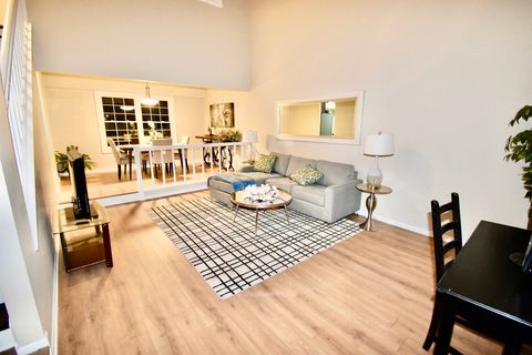 Tiny photo for 651 White Court, Gurnee, IL 60031 (MLS # 12598449)