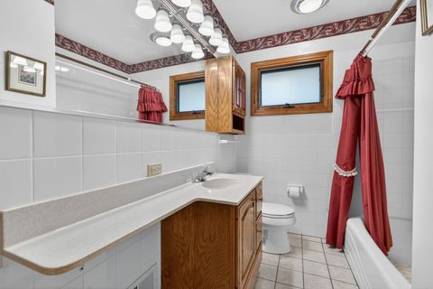 Tiny photo for 102 W Elaine Circle, Prospect Heights, IL 60070 (MLS # 12621180)