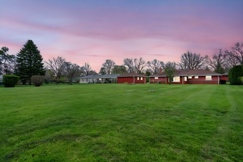 Tiny photo for 102 W Elaine Circle, Prospect Heights, IL 60070 (MLS # 12621180)