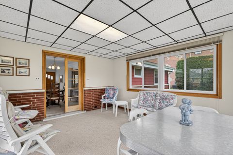 Tiny photo for 102 W Elaine Circle, Prospect Heights, IL 60070 (MLS # 12621180)