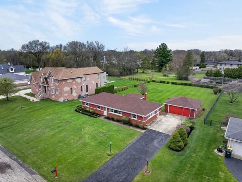 Tiny photo for 102 W Elaine Circle, Prospect Heights, IL 60070 (MLS # 12621180)