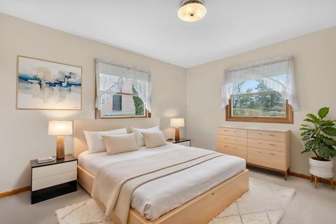 Tiny photo for 102 W Elaine Circle, Prospect Heights, IL 60070 (MLS # 12621180)