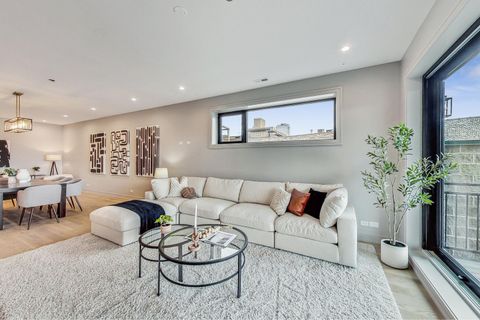 Tiny photo for 613 N Ogden Avenue #5W, Chicago, IL 60642 (MLS # 12552116)