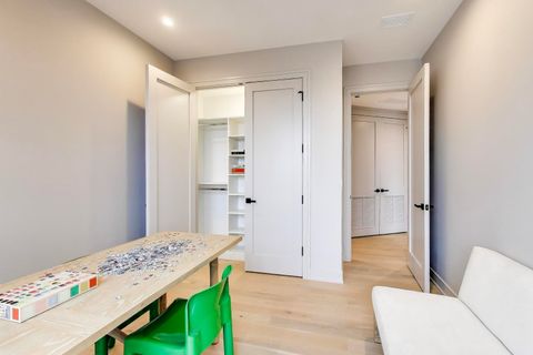 Tiny photo for 613 N Ogden Avenue #5W, Chicago, IL 60642 (MLS # 12552116)