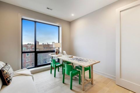 Tiny photo for 613 N Ogden Avenue #5W, Chicago, IL 60642 (MLS # 12552116)