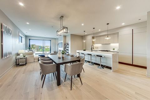 Tiny photo for 613 N Ogden Avenue #5W, Chicago, IL 60642 (MLS # 12552116)