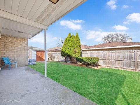 Tiny photo for Westchester, IL 60154 (MLS # 12545415)